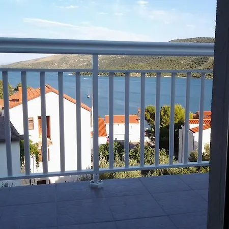 Lägenhet Kresic Marina